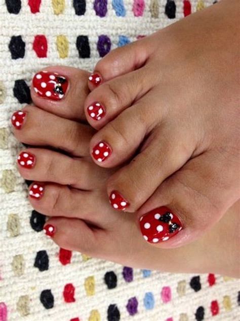 minnie mouse toe nails|Minnie and Mickey Mouse Nails 